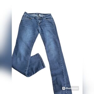 Apt 9 Straight Leg Jean's size 6
